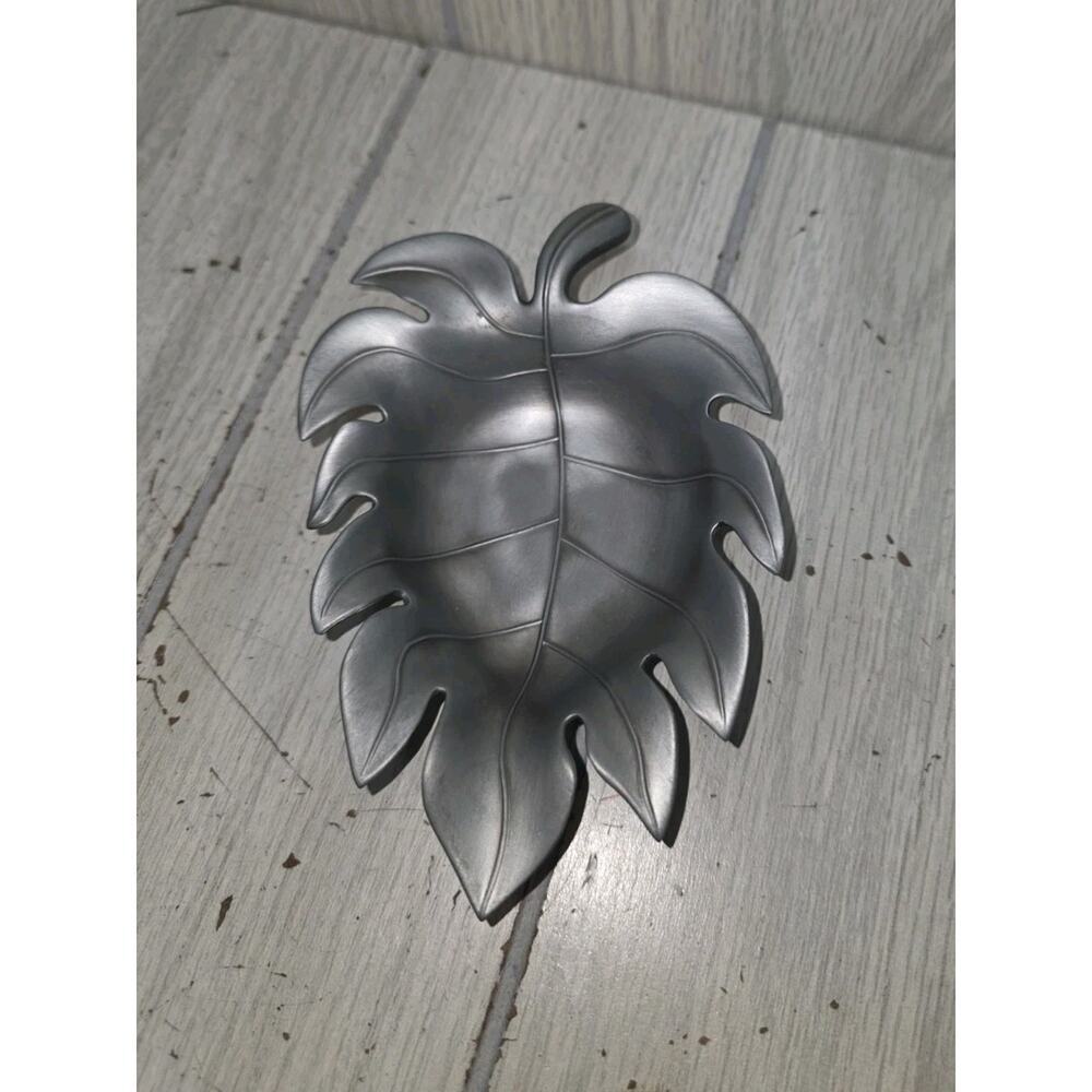 Vintage Pewter Leaf Trinket Jewelry Dish Vanity Decor Home Shelf Decor
